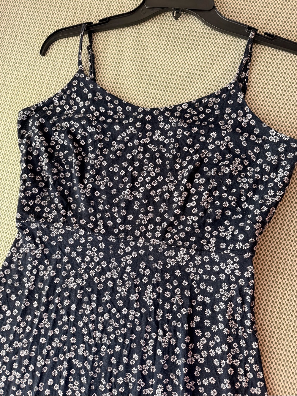 LOFT Black Rayon Midi Dress with White‎ Daisy Print Size Small #130